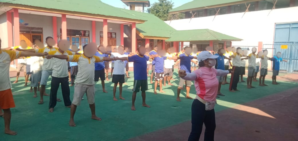 “Senam Rutin Lapas Lembata, Tingkatkan Kebugaran Warga Binaan “