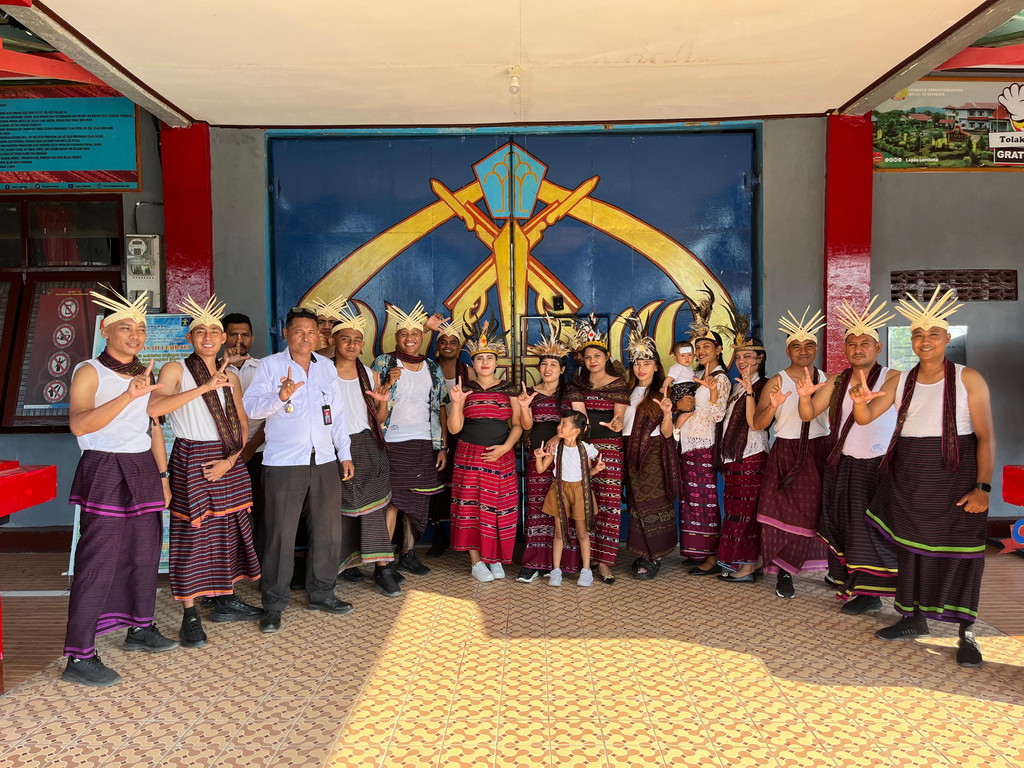 Dukung  Budaya Kabupaten Lembata, Lapas Lembata Ikut Memeriahkan Festival Lamaholot 